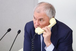 💬 Володин во время «энергетического перемирия» с Украиной, объявленного Москвой после личной просьбы Трампа, заявил: депутаты Госдумы просят ударить по Украине «оружием возмездия»Депутаты Госдумы якобы солидарны в том, чтобы призвать руководство страны нан