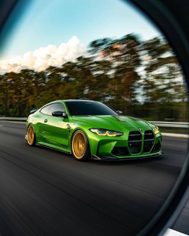 BMW M4 4