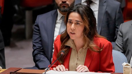 האו"ם: המועמדות האמירית של לאנה נוסייבה מעוררת ביקורת איחוד האמירויות הערביות מינתה את הדיפלומטית לאנה נוסי…