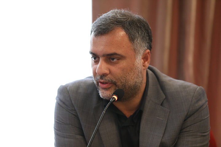 کانال خبری هشت‌دی: عضو کمیسیون اقتصادی مجلس:💥معیشت مردم در اصلاح بودجه ۱۴۰۵ لحاظ شود▫️سعید رحمت‌زاده، نماینده مردم صومعه‌سرا و عضو کمیسیون 