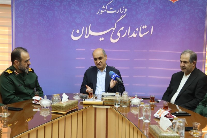 استان گیلان: 💥 هادی حقشناس استاندار گیلان در دیدار فرمانده سپاه قدس گیلان به مناسبت هفته دولت؛🔹 اقتصاد مقاومتی، راهبردی برای افزایش