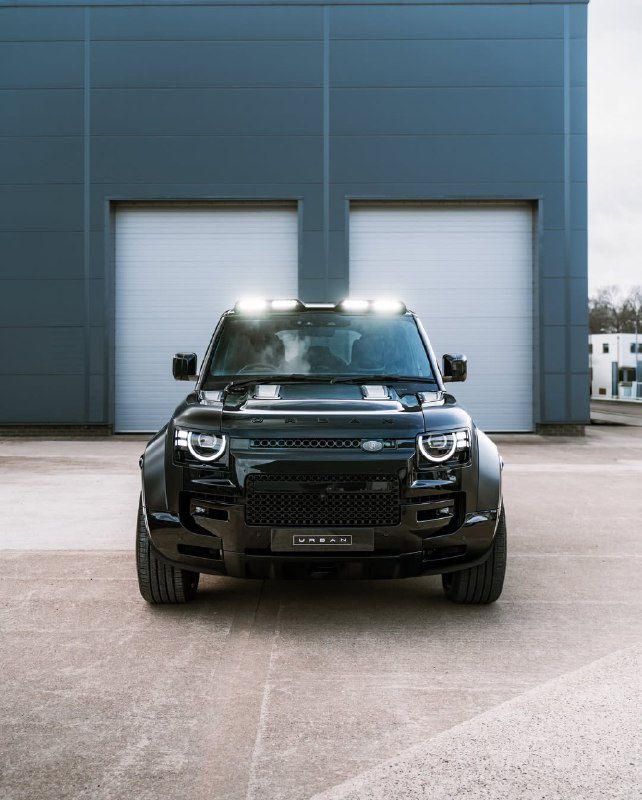 Land rover Defender 9