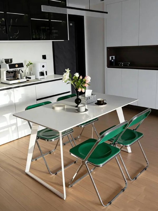 Какой красивый глубокий зеленый цвет стула Такой стул подходит даже для маленьких квартир, потому что он складывается и штабелируется. Ссылка Pleas... - изображение 4 - telegram, view, какой