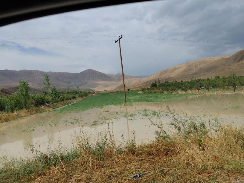 خبرفوری خراسان شمالی: ⭕️ثبت بیش از ۲۰ میلی متر بارش باران در قوشخانه شیروان🔹مدیر کل هواشناسی خراسان شمالی گفت: با فعالیت سامانه بارشی در ۲۴ سا