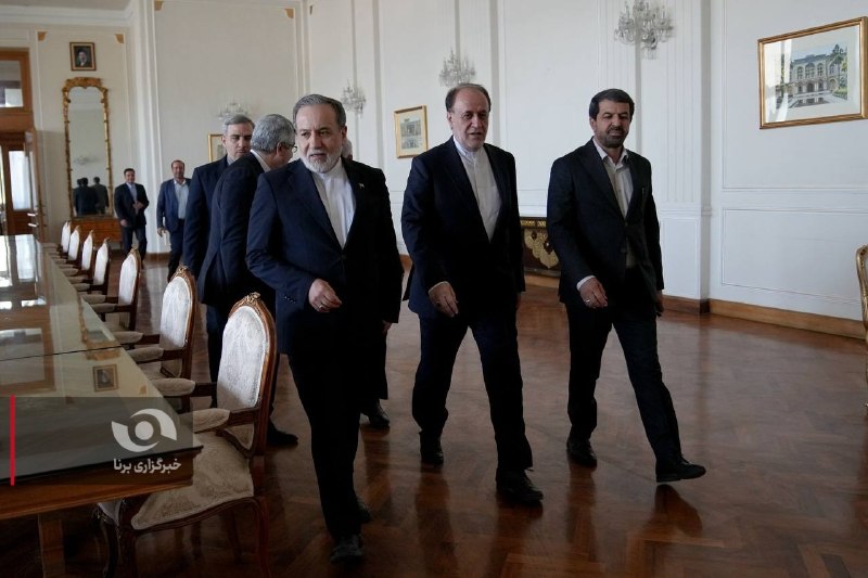 خبرگزاری برنا: دیدار نائب رئیس مجلس و استاندار همدان با وزیر امور خارجه🔸حمید رضا حاجی بابایی نماینده همدان و نائب رئیس مجلس شورای اسلام