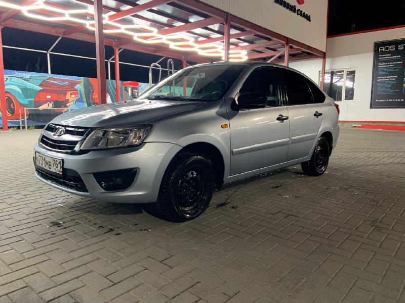 🖼 🚗 Продаю Lada Granta Liftback