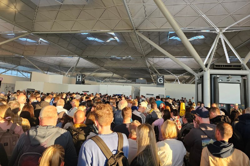 Stansted Airport IT failure sparks travel chaos – with 10,000 people missing flights