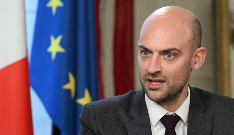 French Foreign Minister: Escalation of tensions between America and Iran will have no brands.