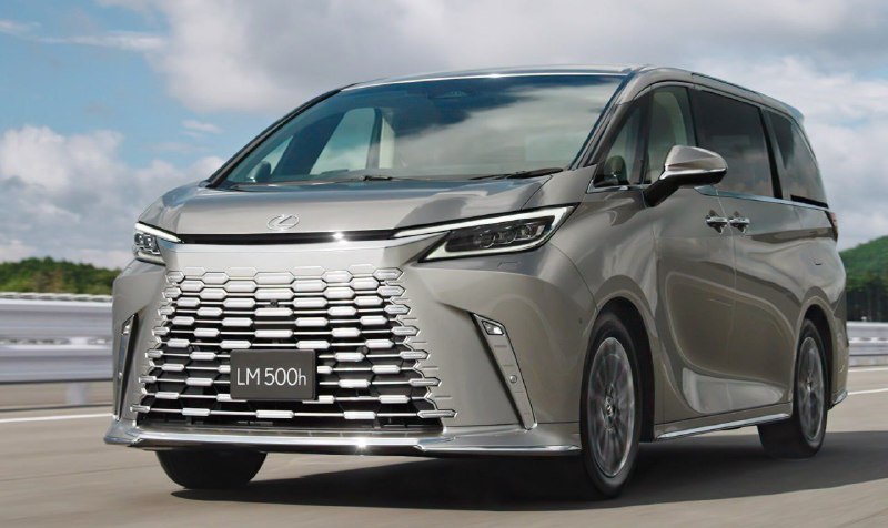 В Японии начались продажи минивэнов Lexus LM