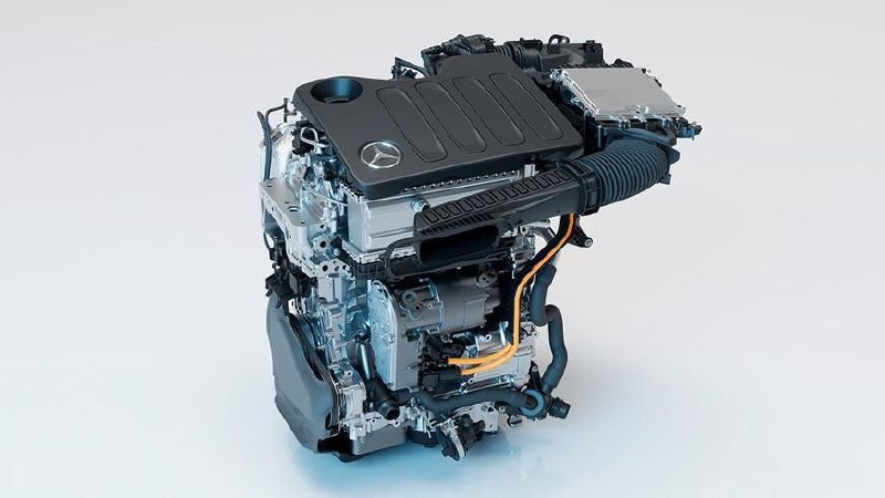 Новый Mercedes-Benz CLA не получит китайский двигатель от Geely!? 6