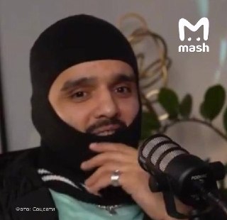 Танцор Тадж Баймурадов совершил самоубийство — предварительно, из-за травли после обвинений в насилии над несовершеннолетней. Смерть артиста Mash подтвердила его знакомая.Ранее бывшая ученица заявила, что 12 лет назад Баймурадов якобы изнасиловал её в танц