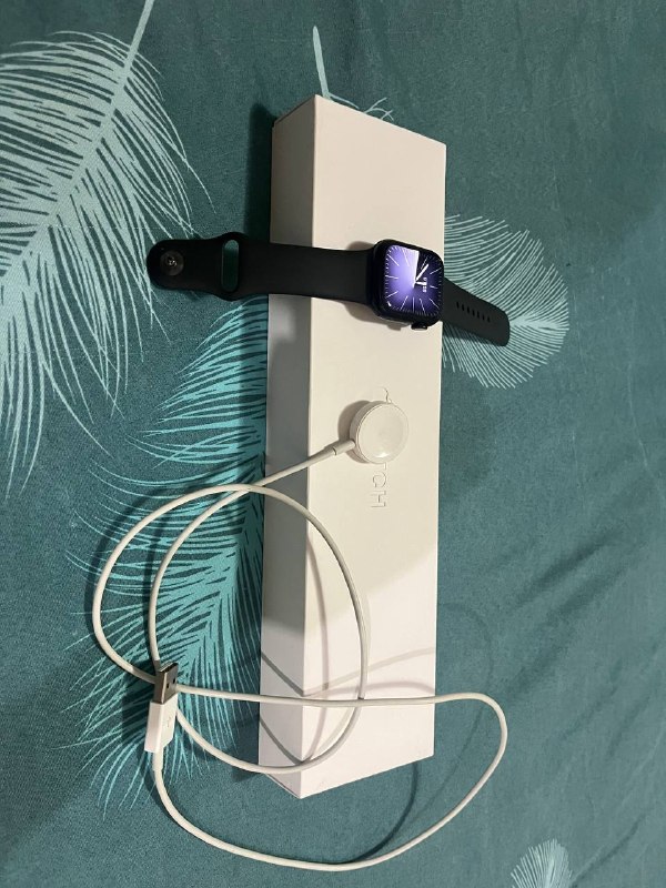 Продам Apple Watch Series 7 41 mm