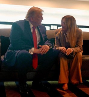 Глава МИД Италии Антонио Таяни отменил визит в США после слов Трампа об итальянском премьере Джордже Мелони: «Грубые и оскорбительные высказывания президента Трампа в адрес премьер-министра Джорджи Мелони оскорбляют всю Италию. По этой причине я принял реш