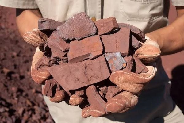 پایگاه خبری معدن نامه: هشدار به بازار سنگ آهن؛ پیشبینی قیمت ۲۰۲۶ کاهش یافتموسسه BMI یکی از شرکتهای «فیچ سولوشنز» پیشبینی خود از قیمت سنگ آهن