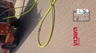 🇮🇱 ראשוני: שריפה גדולה ברחוב ברק באופקים. שני בתי עץ עולים באש חשש לליכודים. כבאות והצלה ארצי. שטח אש בטל…