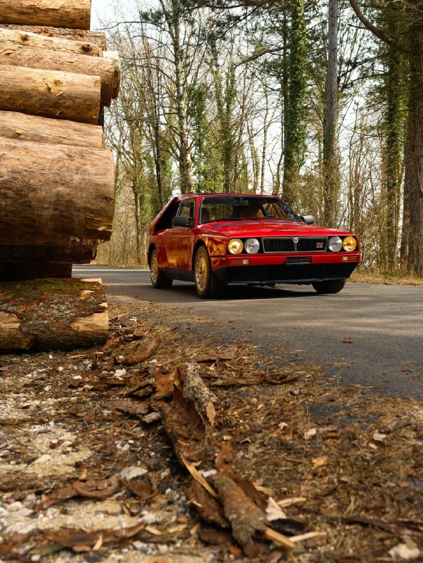 Lancia Delta S4 Stradale