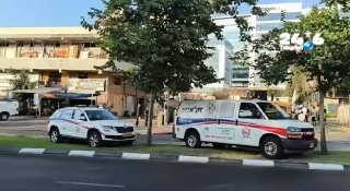 🇮🇱 זירת השרפה בחולון, בה נספתה למוות צעירה בת 24.