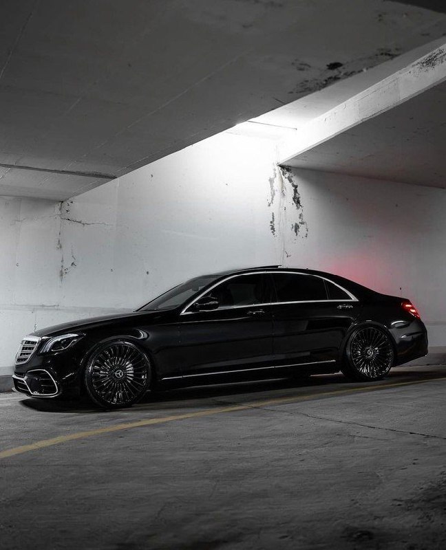 Mercedes-AMG S63 V222 2