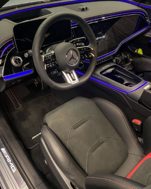 2025 E53 AMG 4MATIC+ Estate 4