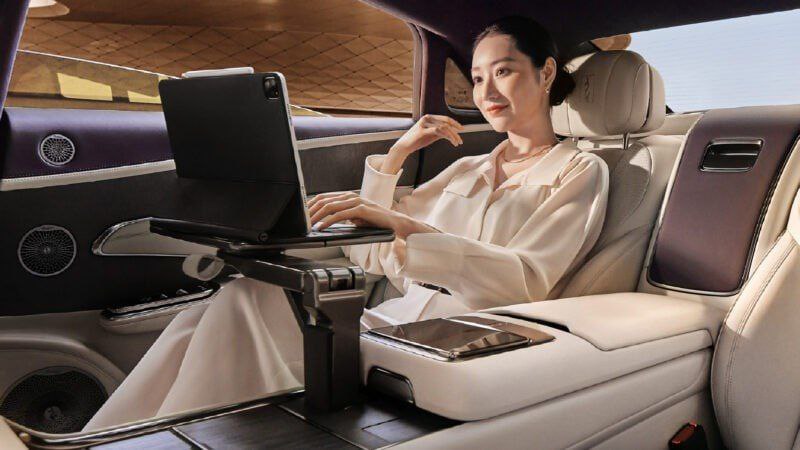 BYD начала выпуск электрического седана Yangwang U7 6