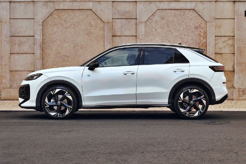 🌞 Доброе утро, понедельник! 🚗Мы разобрались в деталях нового Volkswagen T-Roc