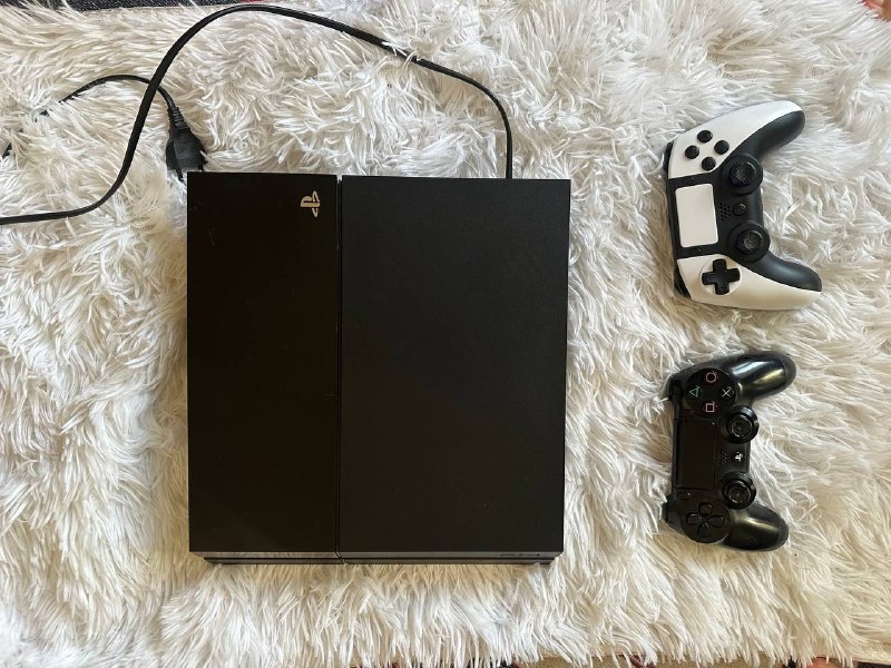 PS4 в отличном состоянии. — фото 1