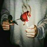تیـڪه سنگـین بیــو شـاخ