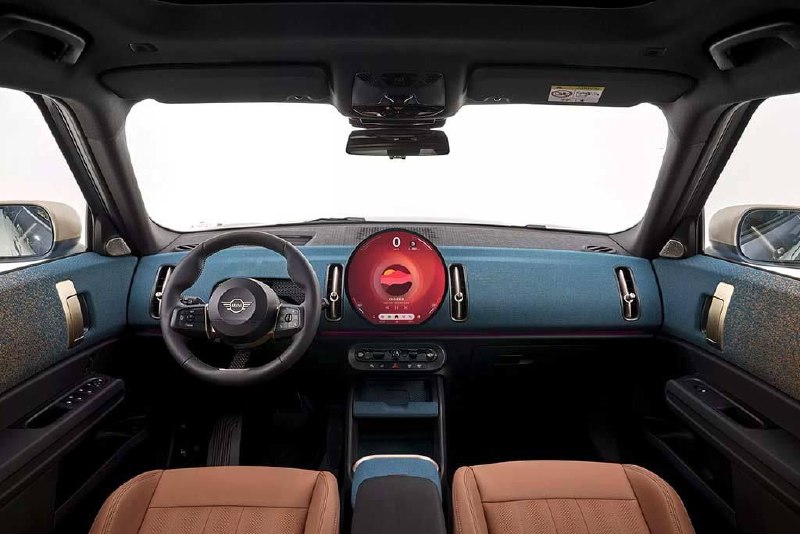 Новый MINI Countryman получил базовую версию с передним приводом 4