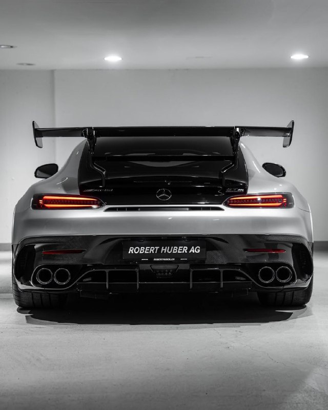 731 HP Mercedes-AMG GT Black Series V8 3