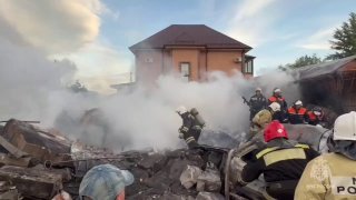 🌐 Производителей мефедрона захотели признать «экстремистской организацией», в Ингушетии произошло наводнение. Главное за 26 мая — коротко #водномпосте🔹 Роскомнадзор оштрафовал десятки операторов связи за отказ передавать IP-адреса пользователей, рассказали