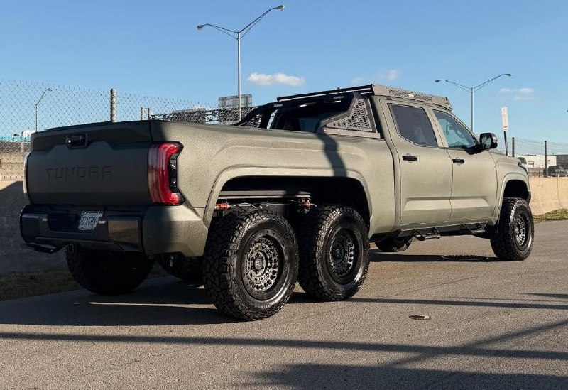 Toyota Tundra получила экстремальную версию 6×6 2