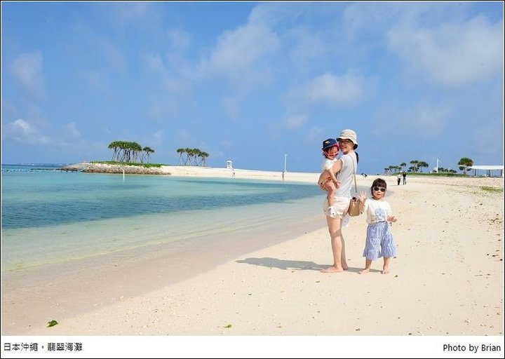 日本沖繩翡翠沙灘。美麗海水族館旁絕美沙灘