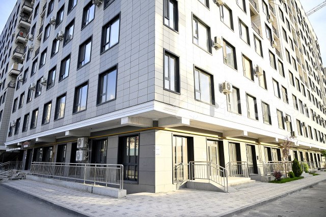 Продажа, коммерческая недвижимость, 72 м2Адрес: Бишкек, Горького - Алма-Атинская, 7 Апреля, 156а/1Цена: $119 900 (10 502 041 сом)Тип предложения: от собственникаТип: офисыПлощадь: 72 м2Отопление: элек