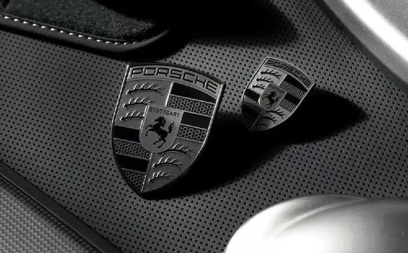 Модельный ряд Porsche Turbo получил особую эмблему Turbonite 3
