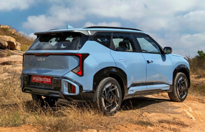 Новый Kia Seltos поступил в продажу 6
