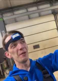 הוולגה המקומית החדשה נבדקה על ידי עובדי שירות הרכב וגילתה פרט מעניין. על כמעט כל חלק חילוף יש את הכיתוב של…