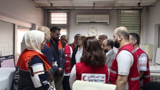 מספקים למעבדה של בית החולים האוניברסיטאי הלאומי בדמשק מכשיר חדיש שהוא הראשון מסוגו בסוריה.