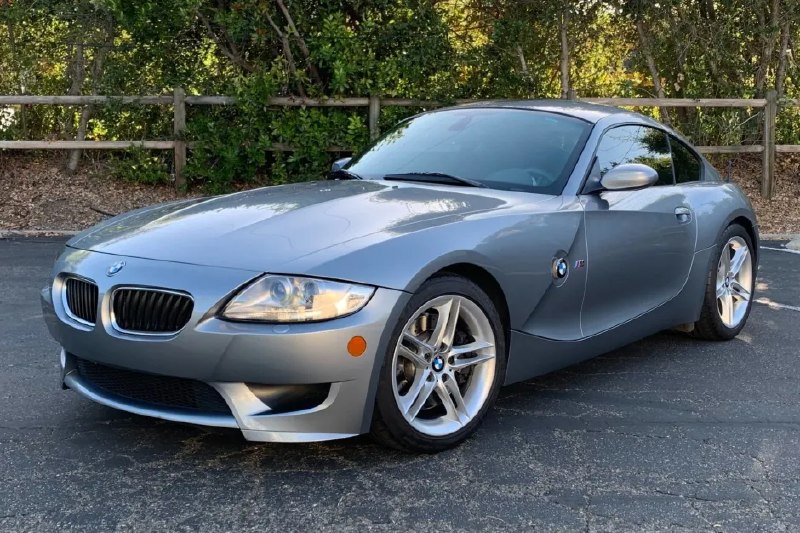 24 тысячи миль — и это не опечатка. BMW Z4 M Coupe 2007 года выставлен на аукцио