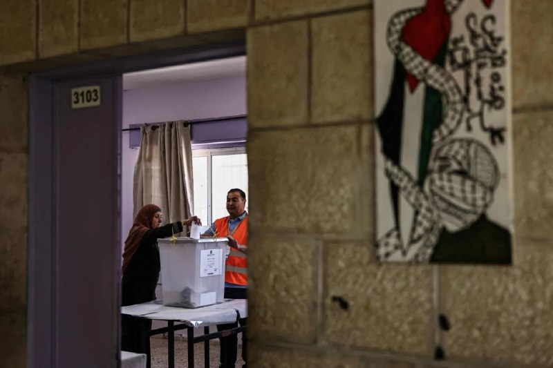 ️🇵🇸🇪🇬🇫🇷 אשרק אל-אווסט: מגעים התקיימו בין חמאס לפתח בנוגע לבחירות לנשיאות בשטחים הפלסטיניים, שנקבעו ל…