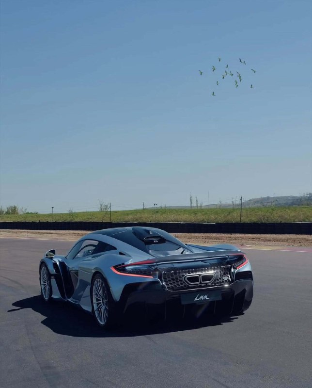 McLaren W1 6