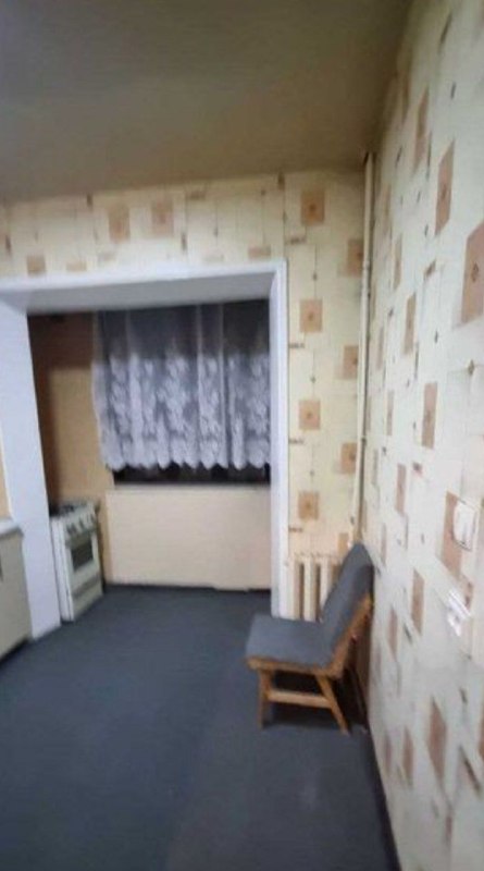 Ijaraga oila uchun uzoq muddatga kvartira beriladi, 2 xonali 3 xona qilingan, remonti o'rtacha, maktab, boxcha, poliklinika yaqin joyda joylashgan. Tv, xolodilnik, kondensioner bor. SERGELI STRAETILNI