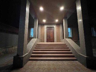 Срочно под строительство гостиницы.Паркентская. Шастри