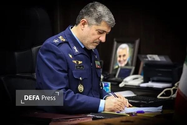 خبرگزاری دفاع مقدس: 💢امیر بهمرد: پدافند هوایی، خط مقدم صیانت از حریم هوایی کشور است🔸فرمانده نیروی هوایی ارتش در پیامی ضمن تبریک روز پدافند ه