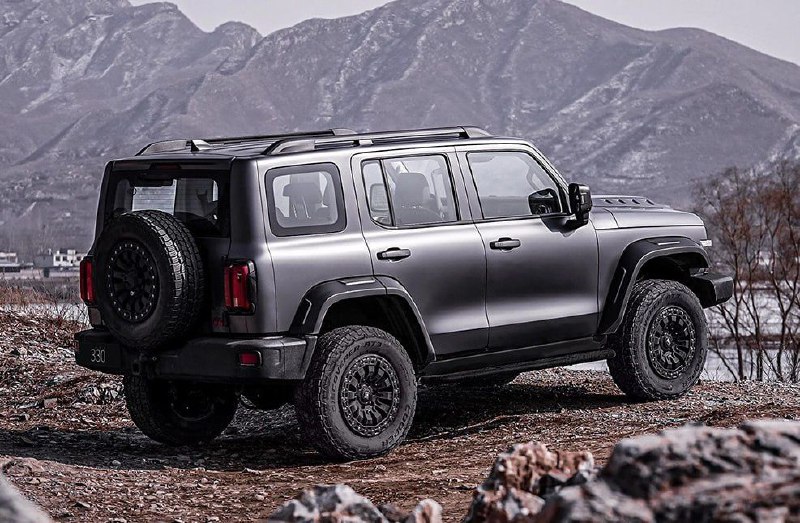 Опубликованы фото Tank 330 с 360-сильным двигателем V6 3