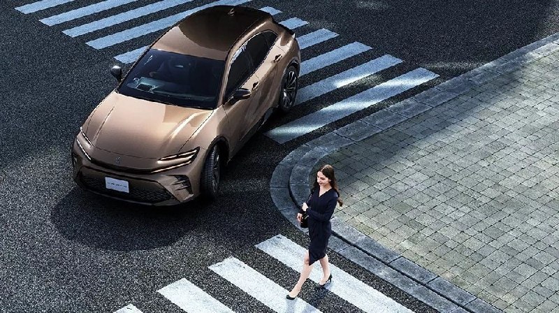 В Японии появится кроссовер Toyota Crown Sport за $40.000 9