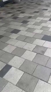 🇮🇹 Yet another brawl between migrants in the streets of Milan, #Italy.