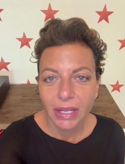 Маргарита Симоньян рассказала, что новое обследование не выявило у нее признаков рака.Ранее сегодня главред RT сказала, что собирается на компьютерную томографию, по итогам которой «скажут, буду я жить или не буду». Через несколько часов она заявила, что «