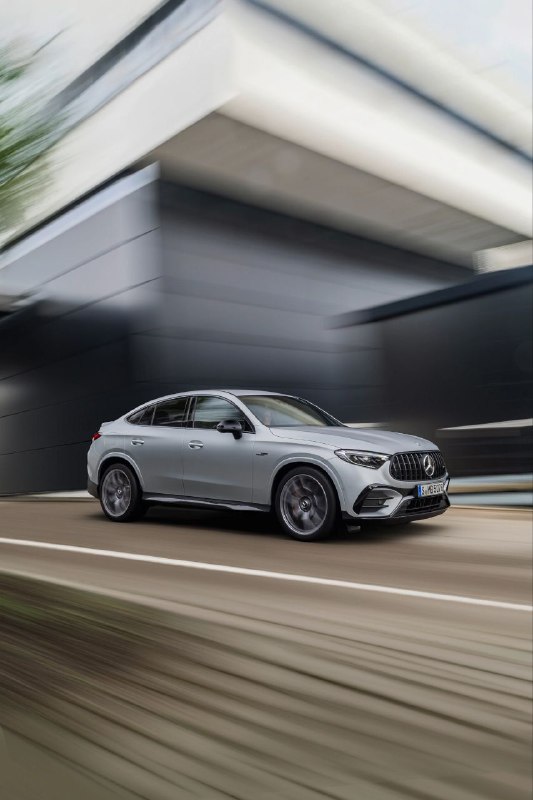 Mercedes-AMG GLC 63 S E PERFORMANCE Coupé 9