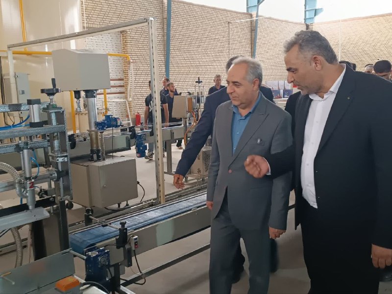 تایسیز آذربایجان: هم اکنون افتتاح کارخانه نفت آسیا روانکارخاورمیانه همزمان با هفته دولت با حضور سرمست استاندار آذربایجان شرقی و خدادادی نم