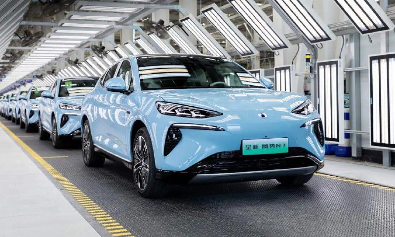 BYD стал крупнейшим производителем электрифицированных автомобилей в мире 3